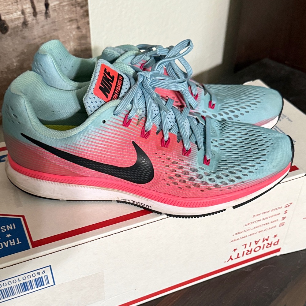 Nike air zoom Pegasus 34 - Light Blue and Pink